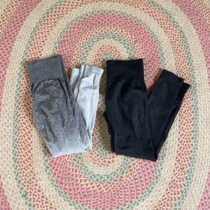 Lot of 2 pairs of Leggings